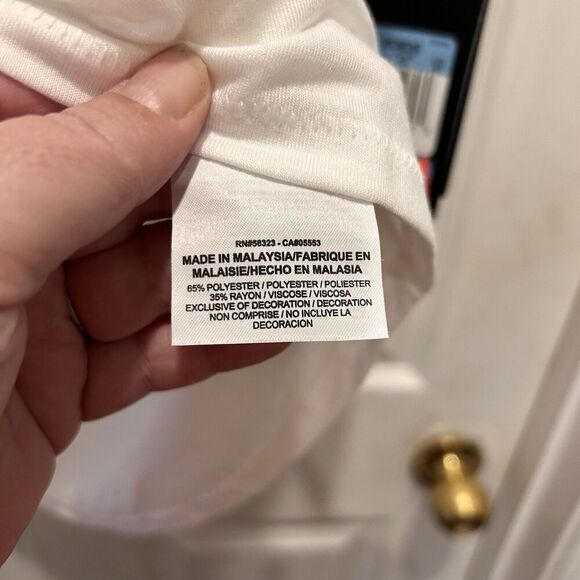 Nike Women’s Size M/L Club Tee Boxy Loose Fit White Stay Cool Dri-Fit NWT - Picture 8 of 8